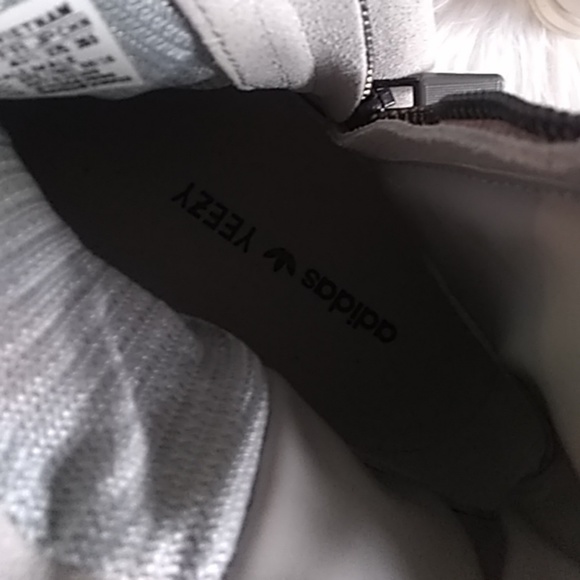 Yeezy 750 - Picture 5 of 6